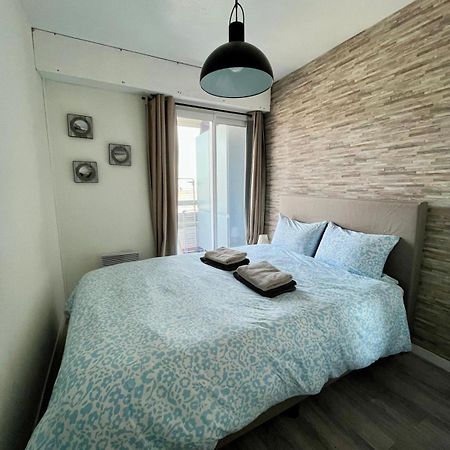 Appartement Vue Mer Et Marina, Loggia - Parking Курсел-сюр-Мер Екстериор снимка