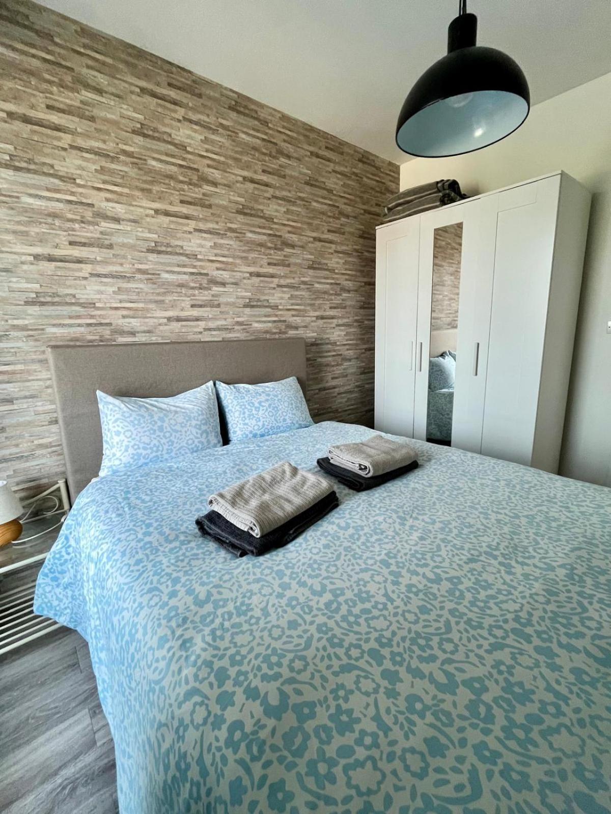 Appartement Vue Mer Et Marina, Loggia - Parking Курсел-сюр-Мер Екстериор снимка