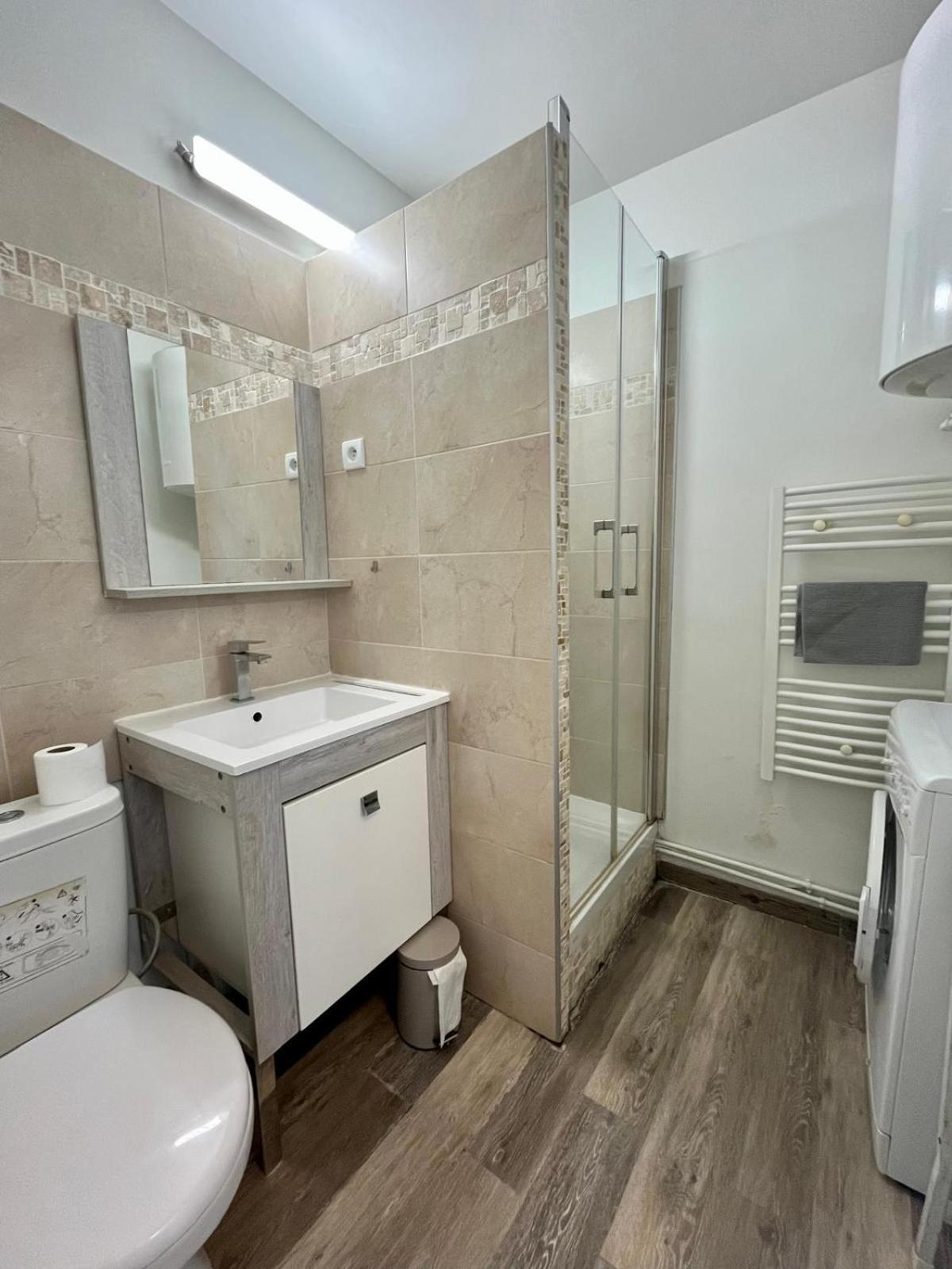 Appartement Vue Mer Et Marina, Loggia - Parking Курсел-сюр-Мер Екстериор снимка